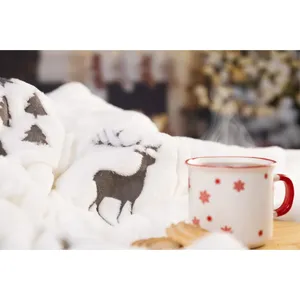 Arsunda Eco-Friendly RPET Christmas Blanket for Warming up and Decorating Your Home with Sustainable Gadgets - Product Image 6