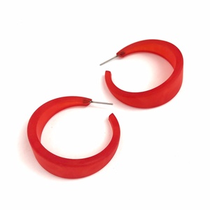 Pendientes de Aro Acrílicos Rojos de Moda, Hechos a Mano, con Forma Cónica Grande, Elegantes, Modernos, Únicos, Joyería Unisex - Product Image 4