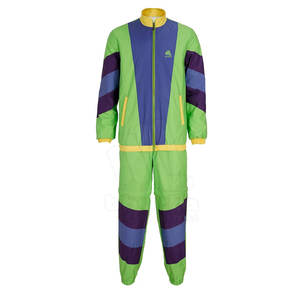 Traje Cortavientos de Alto Rendimiento con Tela Transpirable para Entrenamiento en Gimnasio y Carreras al Aire Libre - Product Image 2