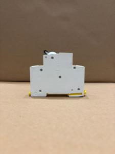 Schneider เคสเบรกเกอร์ขนาดเล็กแบบขึ้นรูป9 IK60N 1P 20A C A9K27120 - Product Image 4