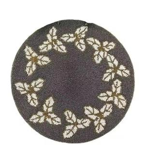 Fabriqué à la main en Inde, napperon orné de perles à la mode, accessoires de broderie à la mode, design perlé - Product Image 1