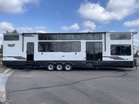 PROVEEDOR DE REMOLQUES CAMPING 2025: Remolque RV Modelo 44VIEW Park de Rest River Wild Wood Grand Lodge en Venta para Camping y Viajes