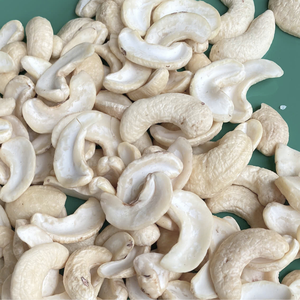 เม็ดมะม่วงหิมพานต์เม็ดมะม่วงหิมพานต์เนยเม็ดมะม่วงหิมพานต์จากเวียดนามผู้ผลิตที่เชื่อถือได้ส่งออกไปยังเอเชีย, อียู, ตะวันออกกลาง - Product Image 1