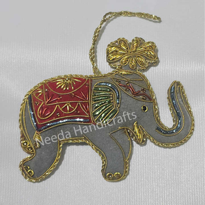 Adornos de árbol de bolas de Navidad hechos a mano de alta calidad, adornos bordados de plástico con cuentas, decoraciones festivas, adorno colgante - Product Image 1