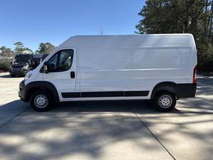 Furgoneta de Carga ProMaster 2023 Usada, Tracción Delantera, Premium, en Buen Estado, Lista para Enviar - Product Image 6