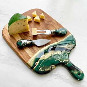 Magnifique planche à découper en résine et en bois faite à la main, durable, fonctionnelle et élégante pour les maisons modernes, les cuisines et les intérieurs rustiques - Product Image 6