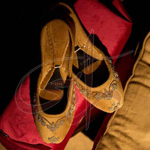 Calzado de Alta Calidad con Diseño Personalizado Antideslizante para Mujer, Khussa con Suela Antideslizante y Parte Superior de Cuero Sintético, para Todas las Temporadas - Product Image 3