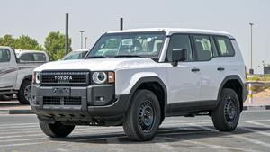 Usado 2023 para Toyota Prado LC250 TXL 2.4L SUV de 5 puertas Automático 4x4 Blanco Gasolina Luces LED R20 Izquierda en Venta - Product Image 2