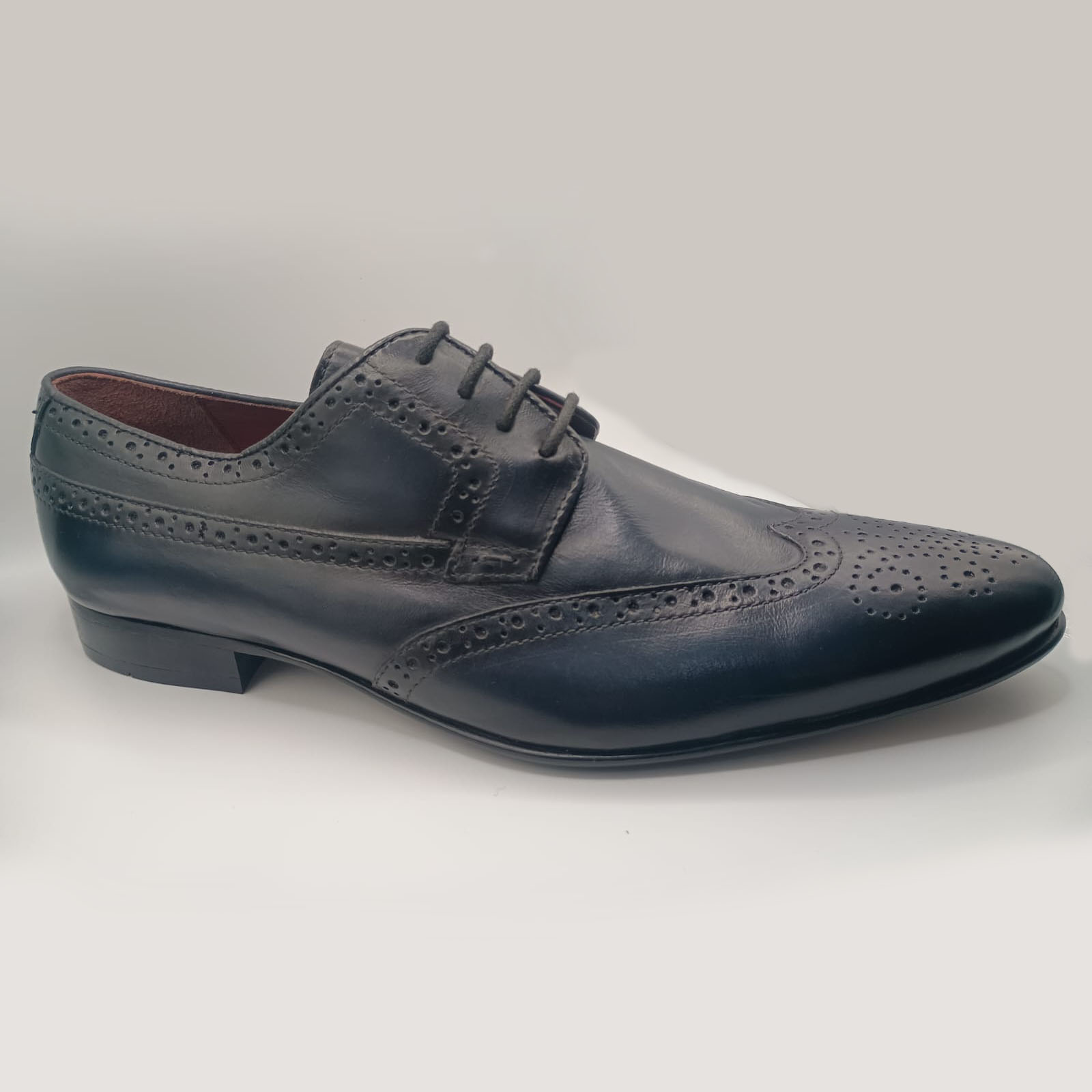 Stylish Genuine Leather Brogue Dress Shoes For Men - Oem Stylish Genuine Leather Brogue Dress Shoes For Men - Oem