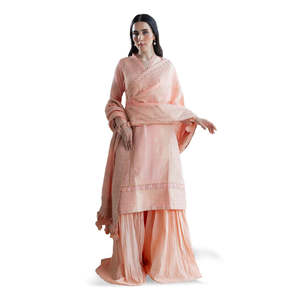 ชุดสูทผ้าซาตินแจ็คการ์ด 3 ชิ้น พร้อมผ้าคลุมไหล่ รุ่น FE-52126 - Product Image 5