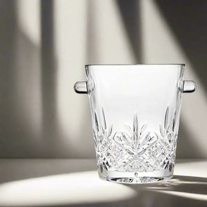 Cubo de hielo de vidrio vintage transparente con base Sunburst y borde refinado ideal para configuraciones tradicionales y temas antiguos - Product Image 2