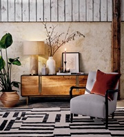 Lampe de table en marbre travertin de luxe avec abat-jour en tissu de lin, base en laiton, lumière ambiante chaude, décoration d'intérieur moderne