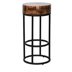 Taburete decorativo de metal para decoración de muebles de bar de hotel para el hogar, taburete de asiento decorativo con acabado negro superior de madera - Product Image 1