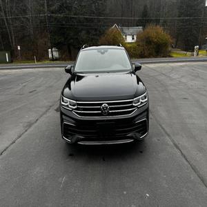 Volkswagen Tiguan 2022 en parfait état - Product Image 1