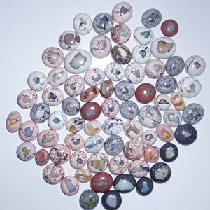 Opale de feu mexicaine naturelle mélange de pierres précieuses en vrac forme et taille Maxican opale de feu cabochon en gros pierres précieuses en vrac fabrication de bijoux - Product Image 4