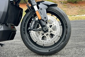 มอเตอร์ไซค์พรีเมียมสมรรถนะสูง Pan 1250 ST Adventure Sport Touring - Product Image 5