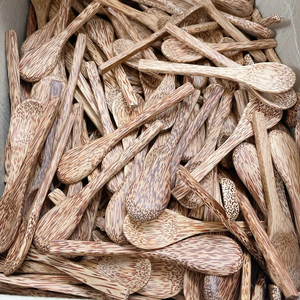 Cuchara de madera de coco de Vietnam, utensilio natural, cubiertos de cocina ecológicos, Exportación para regalo, picnic, almuerzo escolar | Fabricante de Vietnam - Product Image 6