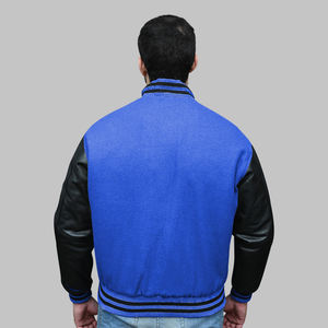 Chaqueta universitaria personalizada para mujer al por mayor, chaqueta de alta calidad con diseño universitario y mangas de piel auténtica, chaqueta con revestimiento a prueba de viento - Product Image 3