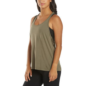 Camiseta sin mangas de yoga ajustada para mujer que ofrece una sensación suave y un diseño ligero para entrenamientos intensos - Product Image 3