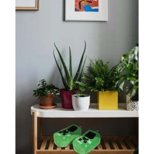 Pantuflas Minecraft Creeper con Punta Cerrada, Cómodas y con Diseño de Minecraft - Product Image 2