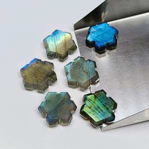 Pierre précieuse en labradorite 100% naturelle, forme fantaisie, sculptée à la main, pour la fabrication de bijoux - Product Image 5