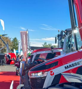 รถแทรกเตอร์มาสซีย์เฟอร์กูสัน รุ่น 8S ซีรีส์ รุ่นล่าสุดสำหรับขาย - Product Image 1