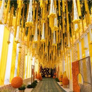 Chaîne de souci jaune décorative Diwali pour toile de fond de scène, décor de plafond, décorations de mariage, décoration mandir - Product Image 1