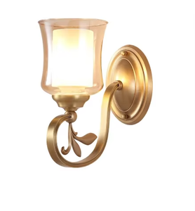 Apliques de pared de metal y vidrio que aportan simetría y armonía a los diseños de interiores, su atractivo atemporal lo hace ir a la historia. - Product Image 5