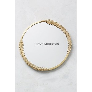 Miroir suspendu décoratif à cadre en métal pour la maison et le salon Miroir mural moderne plaqué or au design attrayant fait à la main - Product Image 2