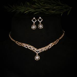 สร้อยคอทอง 14KT ประดับเพชรแล็บหรูหรา พร้อมใบรับรอง IGI สร้อยคอสั่งทำพิเศษสำหรับงานหมั้น งานแต่งงาน งานวันเกิด ของขวัญ - Product Image 1