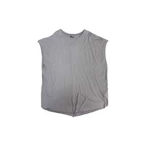 T-shirt de sport NDG Studio, respirant, pour un ajustement confortable - Product Image 1