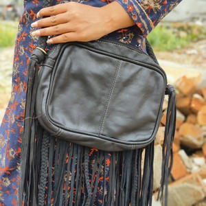 กระเป๋าสะพายข้างหนังแท้สำหรับผมหนังแท้คุณภาพสูงคุณภาพระดับพรีเมียมกระเป๋าสะพายไหล่แบบโบฮีเมียนหนังแท้สไตล์ตะวันตก - Product Image 4