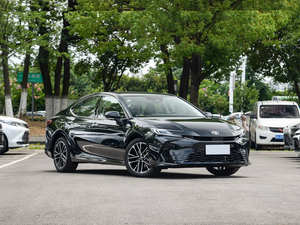 Sedán Híbrido Usado 2025-2026, Automático, 4 Puertas, 5 Asientos, Vehículo Familiar en Buen Estado, Neumáticos R18, Asientos de Cuero, Importación, Color Oscuro - Product Image 6