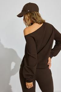 ชุดเซ็ทลำลองแฟชั่นผู้หญิงสุดฮิต ขายส่งตามสั่ง เสื้อครอปเปิดไหล่และกางเกงเอวสูง - Product Image 5