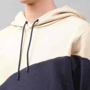 Sweat à capuche d'hiver brodé sur mesure, tissu doux et chaud en polaire, tissu numérique écologique, vêtements d'équipe parfaits pour les entreprises, OEM et ODM - Product Image 2