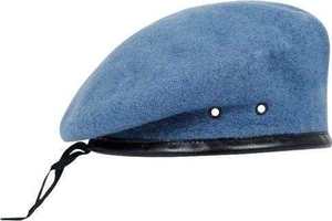 Chapeau en laine de mode d'hiver de haute qualité doux en gros béret pas cher béret en laine française vente au Pakistan - Product Image 2