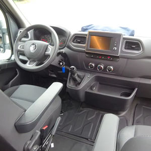 Nuovissimo Renault Master VIP 2023, 7+1 Posti, 179 CV, Euro6, Diesel, Trasmissione Manuale, Guida a SINISTRA - Product Image 4