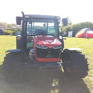 รถแทรกเตอร์ล้อยาง Massey Ferguson รุ่น MF 3700 ซีรีส์ 25 แรงม้า ขับเคลื่อน 4 ล้อ เครื่องยนต์คุณภาพพรีเมียม ราคาขายส่ง ประสิทธิภาพใช้งานยาวนาน รวดเร็ว - Product Image 2