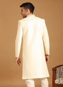 Sherwani de créateur pour les garçons d'honneur Sherwani pour les mariages traditionnels indiens Sherwani Slim Fit pour le marié - Product Image 3