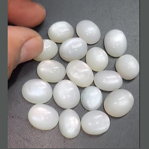 154 piezas de piedra lunar blanca Natural 10mm a 20mm cabujón ovalado 1288 Cts lote Iroc ventas cabina de piedra lunar suelta de alta calidad US $112 - Product Image 1