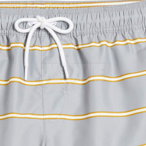 Shorts de plage en polyester de qualité supérieure, séchage rapide, respirants, décontractés, taille mi-haute avec cordon de serrage, motif uni – Vente chaude - Product Image 4