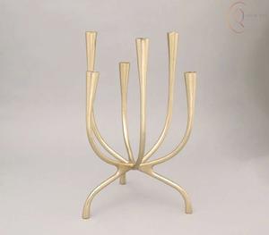 Portavelas Metálico Premium con Color y Logotipo Personalizados para Uso en el Hogar, Hoteles y Eventos de Ramadán - Product Image 5