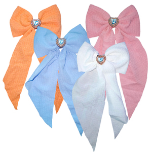 Spilla e Gioiello a Cuore in Stile Dolce con Design Ondulato, Realizzati in Nastro con Fiocco - Product Image 1