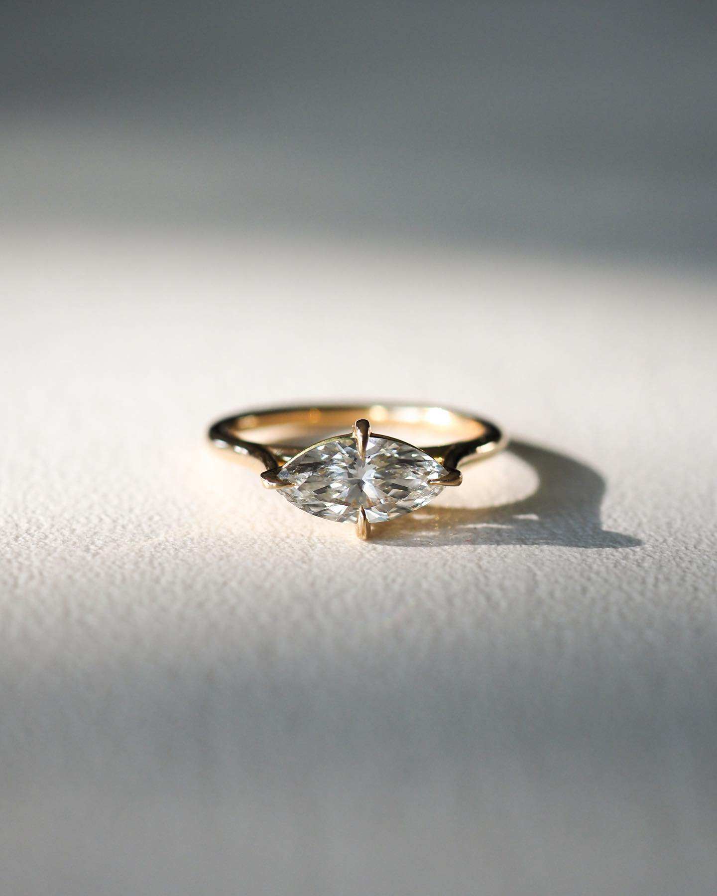 ทอง 14k สีเหลือง