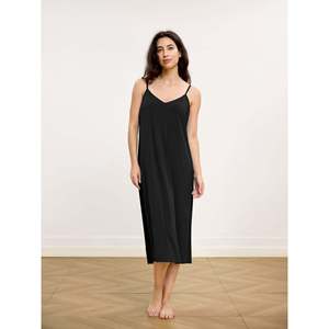 Camisón Premium para Mujer, Modelo Midnight Fern, Transpirable, de Bambú y Spandex, con Cierre de Botones, Logotipo Personalizable, Ropa de Dormir - Product Image 2