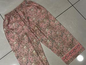 <b>Women's</b> Wide Leg Silk Palazo Pant <b>Floral</b> Printed Baggy <b>Trouser</b> Comfortable Soft Boho Hippie Clothing with Logo Decoration Summer - Product Image 4