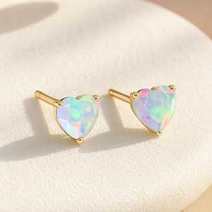 Boucles d'oreilles en forme de cœur d'opale Multifire blanche Opale naturelle en argent sterling 925 plaqué or 14 carats Cadeau de naissance d'octobre pour elle - Product Image 6