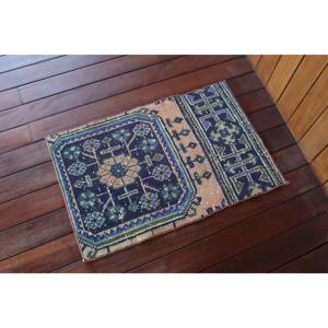 Alfombra Turca Pequeña de 1.6x2.4 pies (48x73 cm), Alfombra Vintage Azul Sólida - Product Image 2