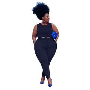 Conjunto Deportivo de Invierno para Tallas Grandes, 2 Piezas, Terciopelo, Cortavientos, Transpirable, con Logotipo Estampado y Capucha - Product Image 1