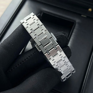 Montre mécanique pour homme de marque haut de gamme, style hip-hop, personnalisée avec diamants glacés, bracelet en acier inoxydable, montre avec diamants moissanite - Product Image 3